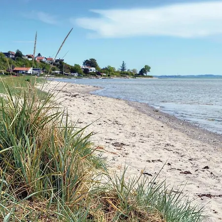Four-bedroom Holiday In Vakantiehuis