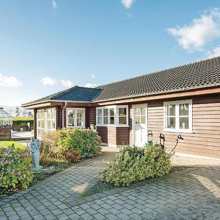 Four-bedroom Holiday In Vakantiehuis *