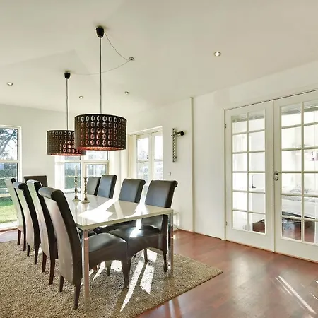Four-bedroom Holiday In Vakantiehuis Egå