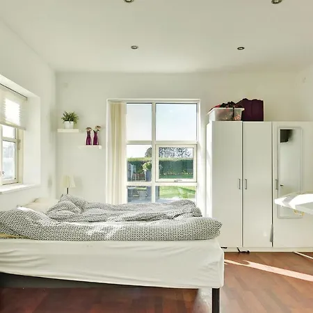 Four-bedroom Holiday In